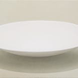 Vessel–white dish (with gray)